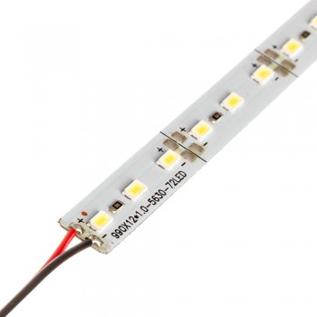 Led линейка 12В (скотч) нейтральня белая smd5530 18Вт IP20 100см