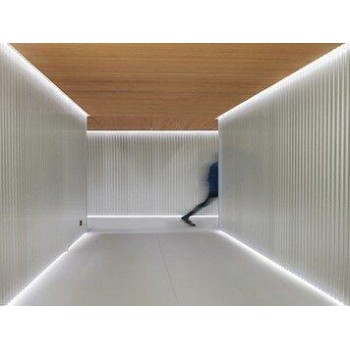 LED стрічка COLORS 120-2835-12V-IP33 8.8W 900Lm 2700K 5м (DJ120-12V-8mm-SW)